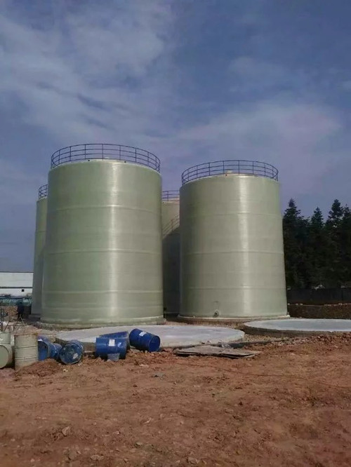 玻璃鋼容器在水處理行業(yè)中的應(yīng)用